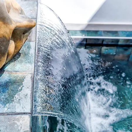 El Patio Del Agua - Luxury Center